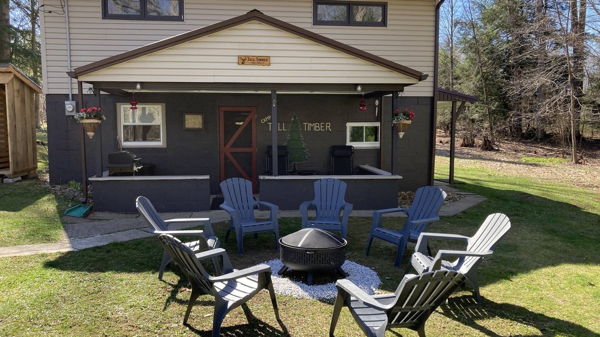 Portland Mills House | Beautiful 3 bedroom home/cabin recently remodeled!