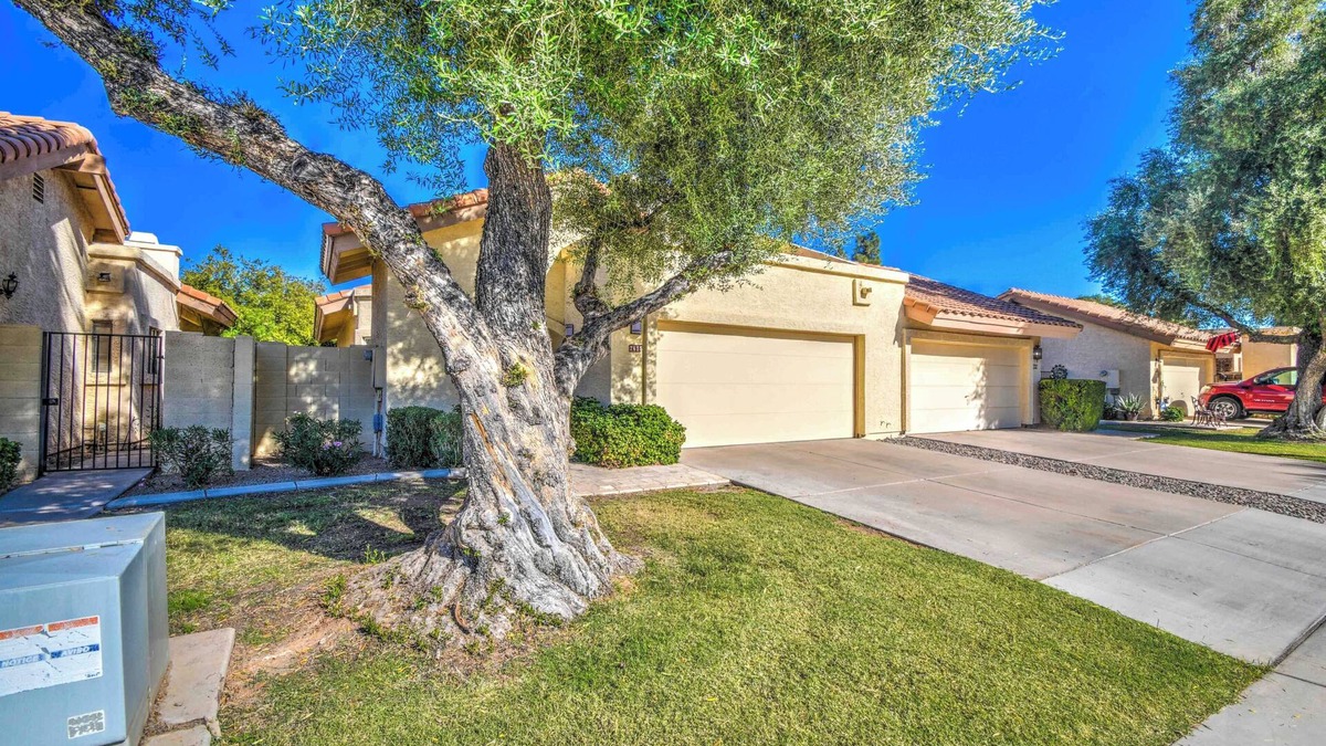 Chandler House | Beautiful 3-bedroom house with AC in charming Chandler