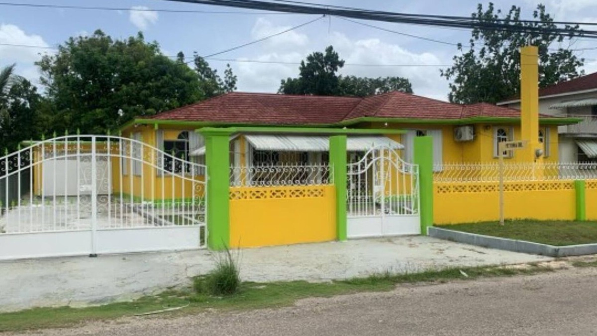 Santa Cruz House | Beautiful 3 bedrooms 2bathrooms vacation home can sleep 8 people in Santa Cruznn