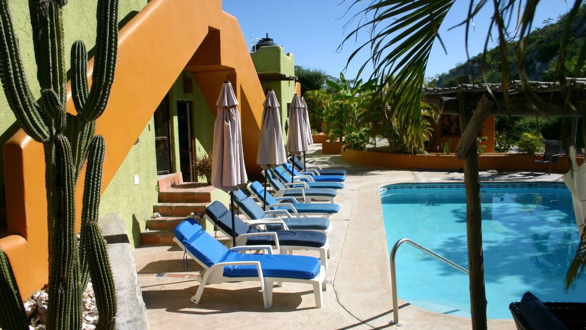 Los Barriles House | Beautiful 3 Bedroom Poolside Homes Near Pickleball & Beach