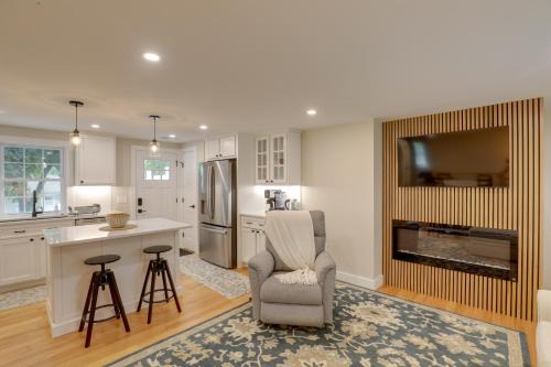 Bedford Apartment | Beautiful 3 BR Home with Workspace 20 Min to Boston