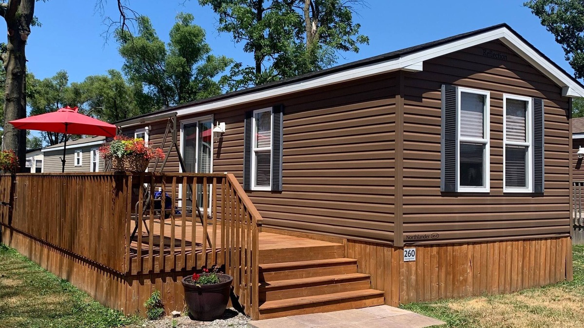 Niagara-on-the-Lake Cottage | Beautiful 3 Bedrooms Getaway On Niagara on the Lake perfect for 4 adults + kids