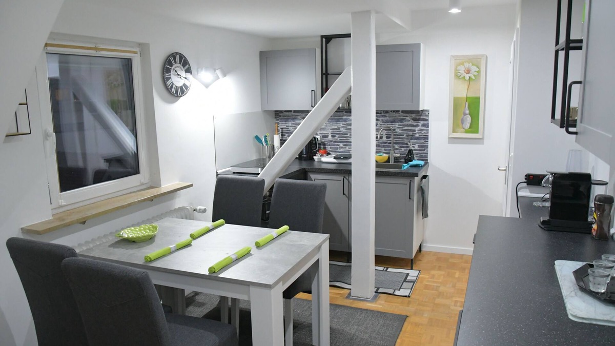 Stein Apartment | Beautiful 3-Room-Apartment Stein close to Palm-Beach, Playmobil-Park, Nuremburg