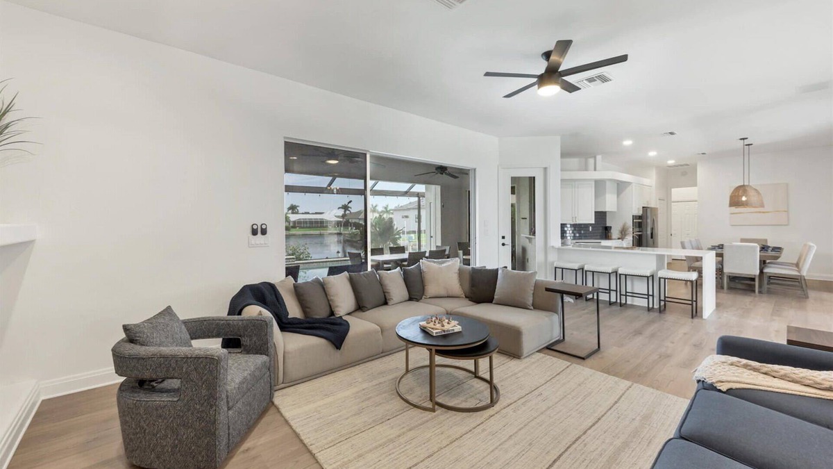 Charlotte Harbor House | 🥇 Beautiful 3bd home with a pool and a hot tub (CH1013)
