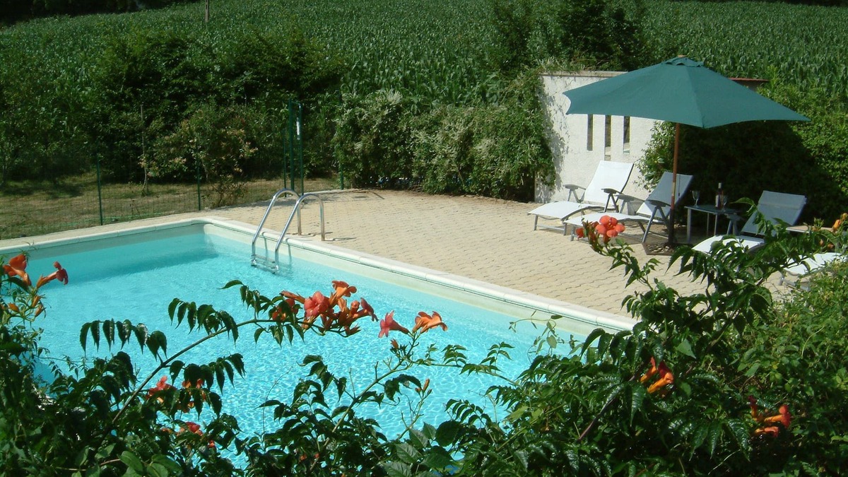 Jumilhac-le-Grand Villa | Beautiful 4-bedroom villa with inground pool in Jumilhac-le-Grand