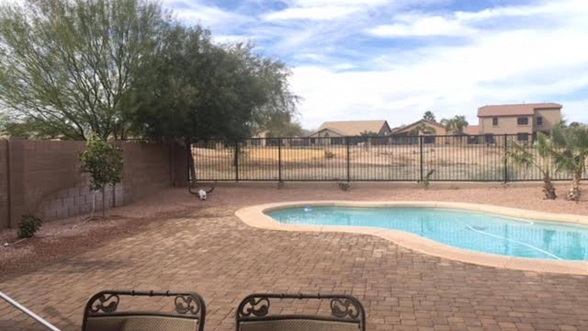 San Tan Valley House | Beautiful 4 Bdrm home with a private pool and golf course views