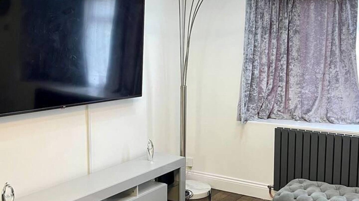 Billericay House | Beautiful 4-bed House in Billericay