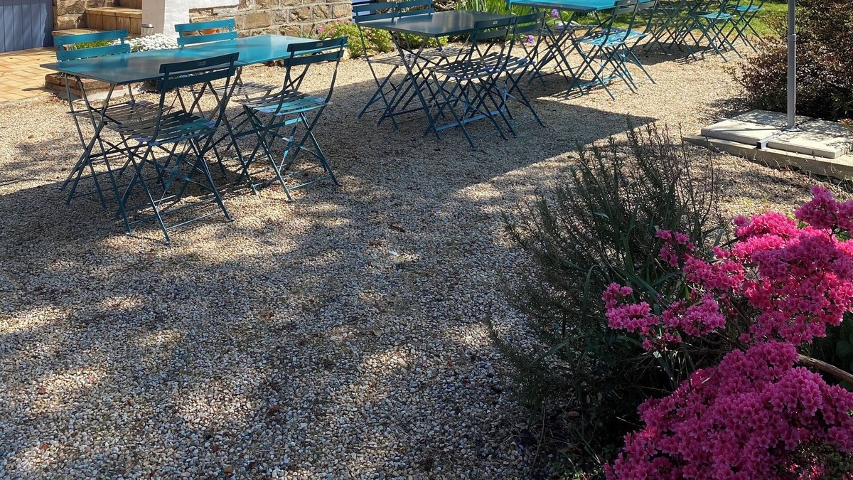 Montgibaud House | Beautiful 4 bed Manor House in stunning location sleeps 8