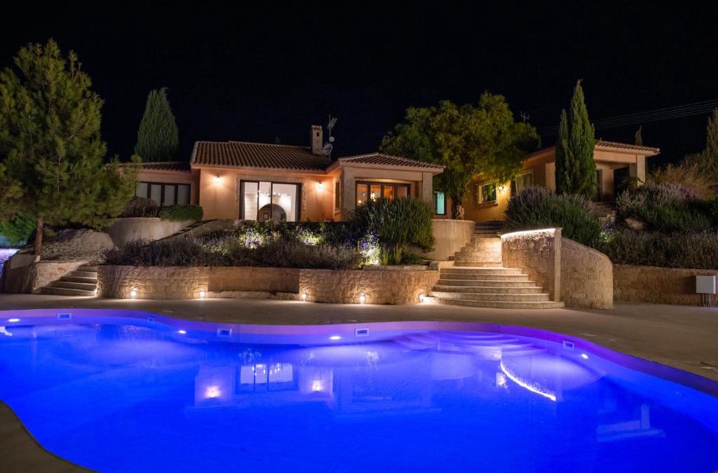 Souni-Zanakia Villa | Beautiful 4 bedroom Country house with stunning sea view