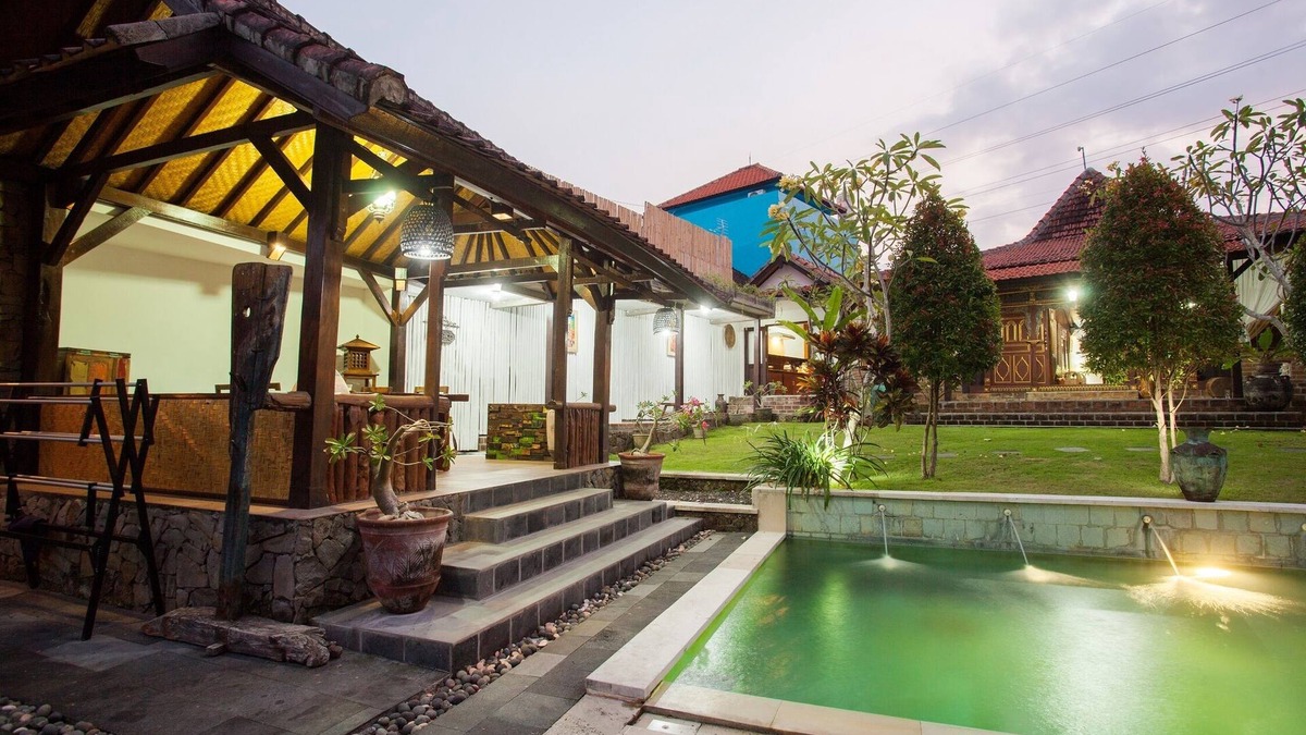 Dalung Villa | Beautiful 4 Bedrooms Balinese Villa close to Seminyak