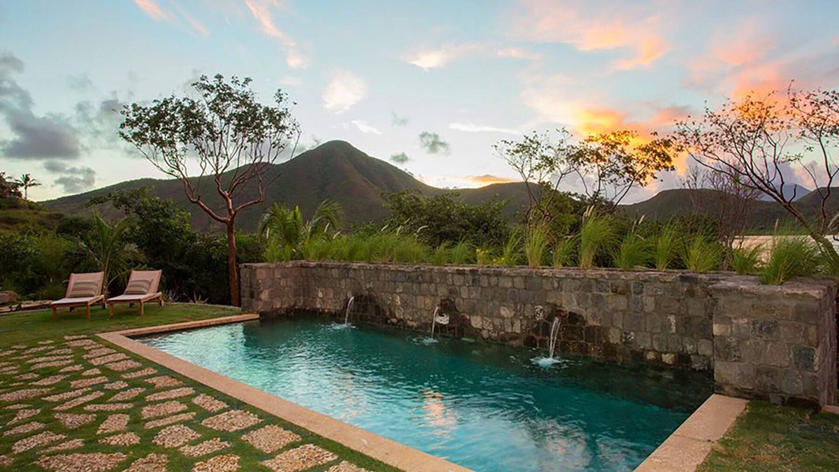 Frigate Bay Villa | Beautiful 4 bedroom Caribbean Villa