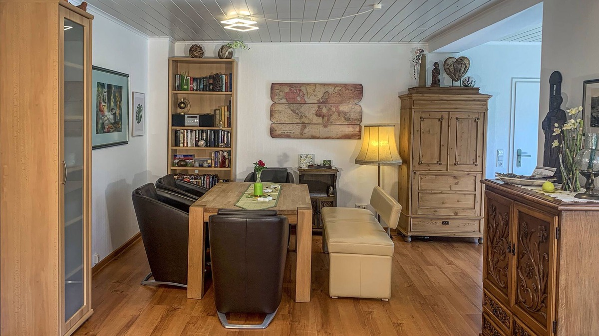 Sankt Aldegund Apartment | Beautiful 4-star * apartment with a view of the Moselle. 4 people