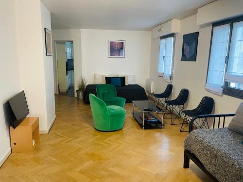14th Arrondissement Apartment | Beautiful 45 m2 private apartment in Paris Montparnasse
