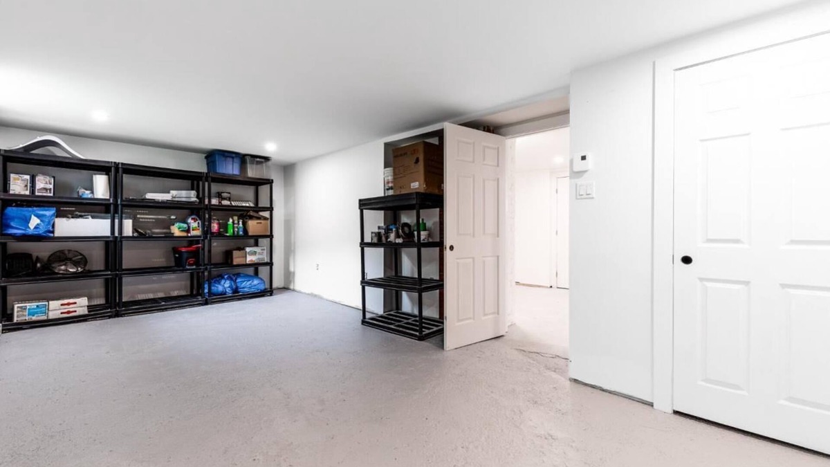 Chambly Condo | Beautiful 5 1/2 located in Chambly near the basin