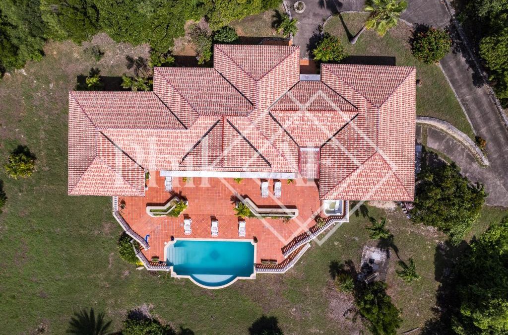 Les Terres Basses Villa | Beautiful 5 bed-rooms Villa at Terres Basses