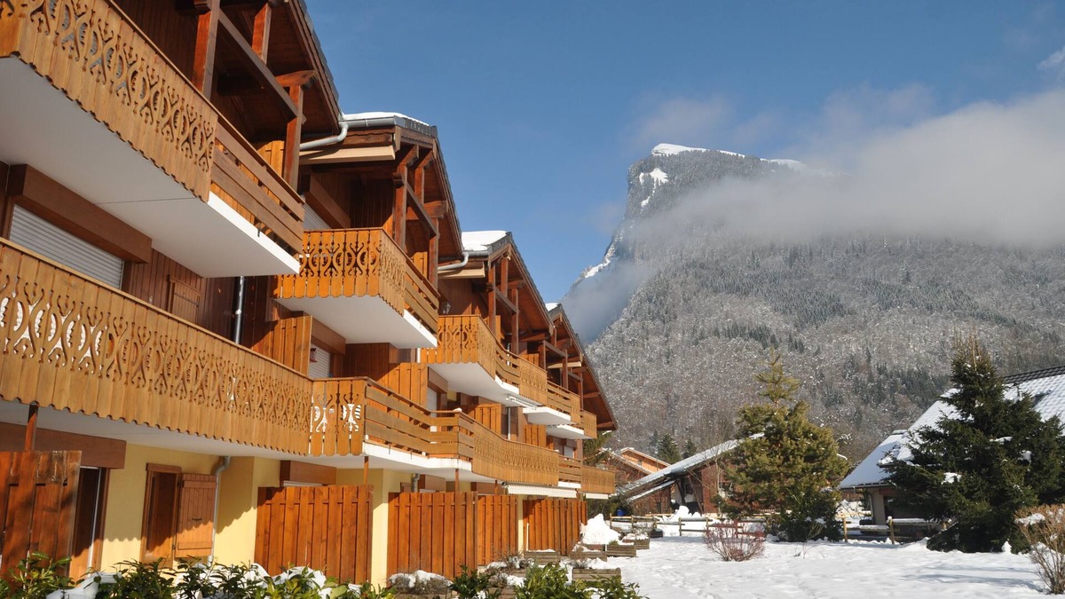 Samoens Apartment | Beautiful, 5-star rated apartment, quiet and 5 minutes from the town centre