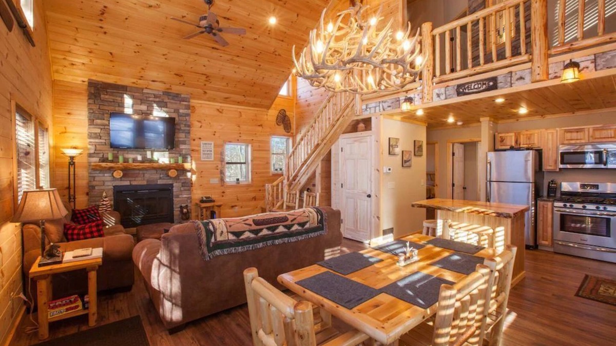 Old Forge Cabin | Beautiful ADK Getaway! Trail 4 and Lake Access! Weekly Discount Available