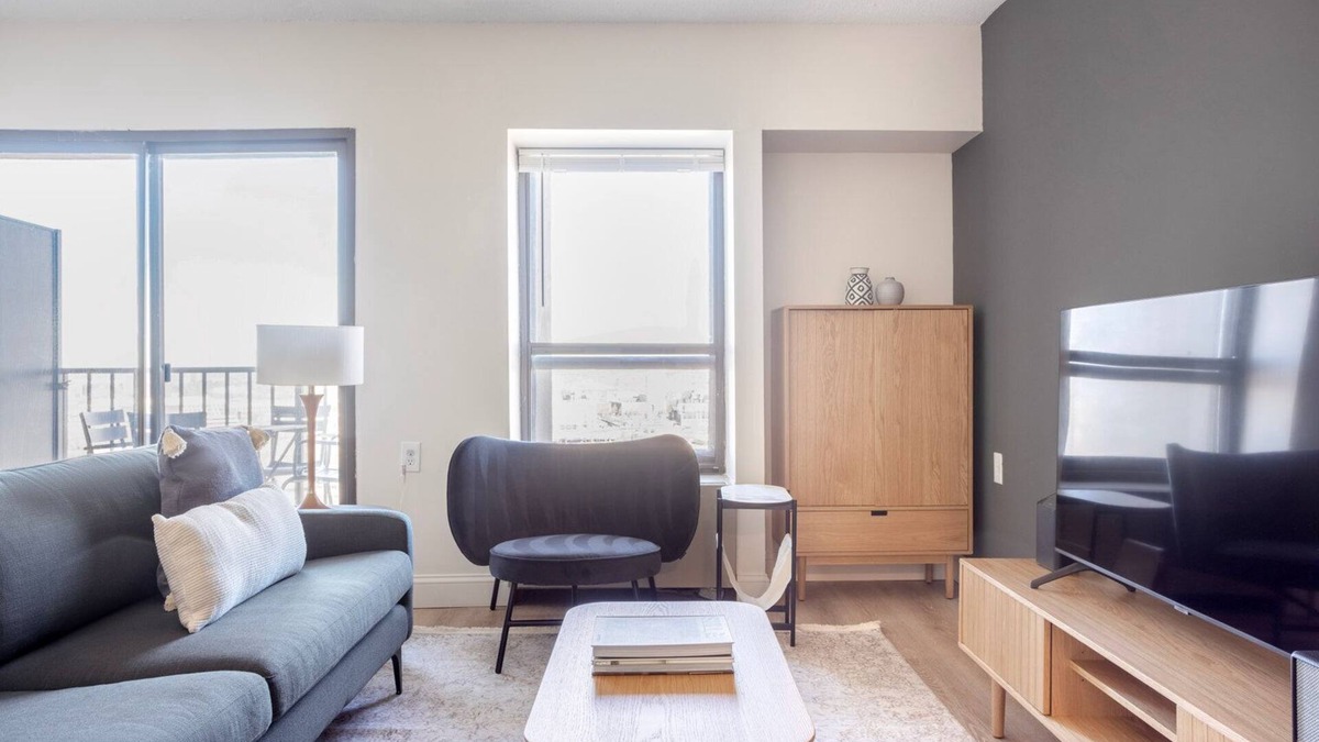 Allston Apartment | Beautiful Allston 1BR, nr Boston U & Green Line, by Blueground