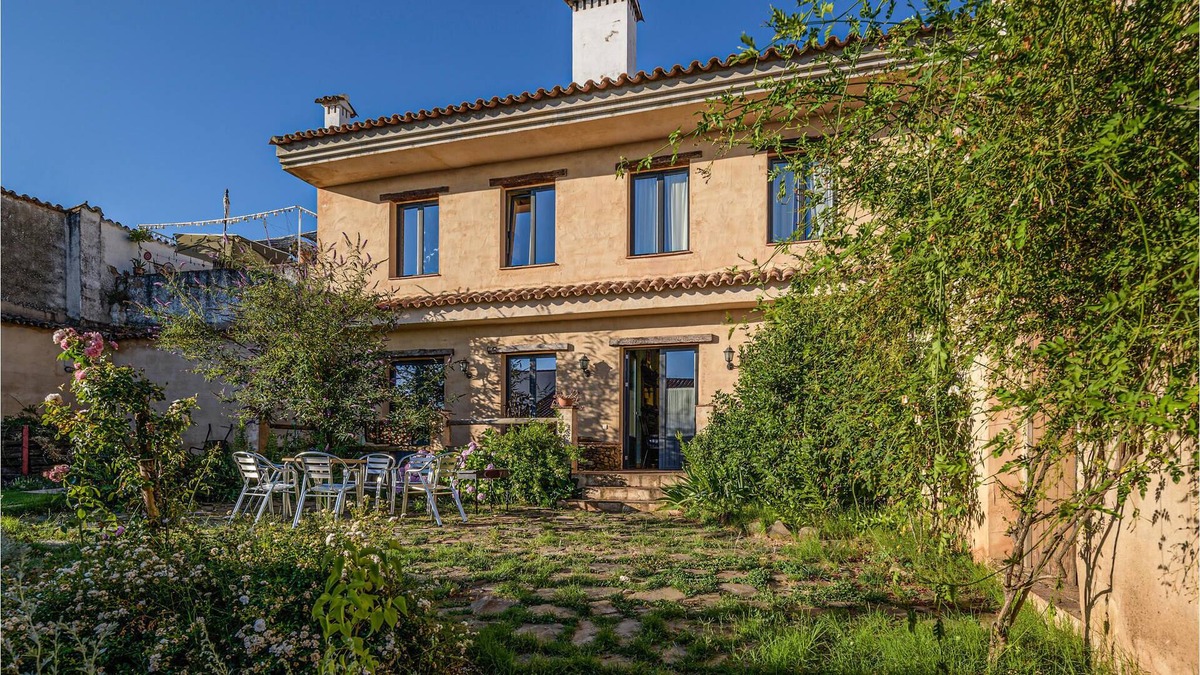 Cortelazor House | Beautiful and charming vacation home with lots of flair in Cortelazor.