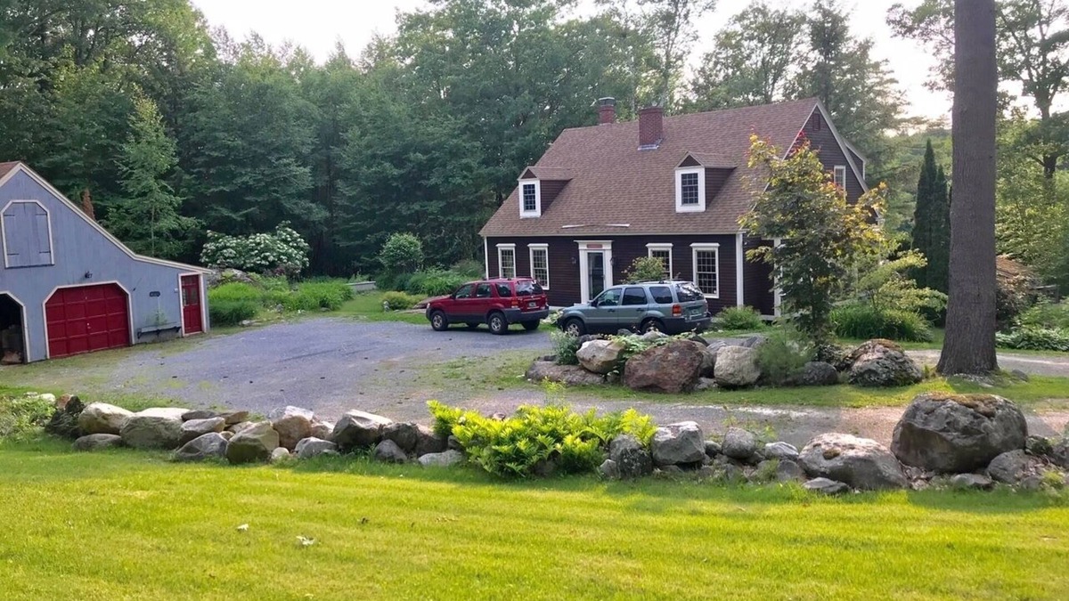 Forest Dale House | Beautiful and Charming 4 Bedroom Lake or Ski House on Fern Lake, Green Mtns.