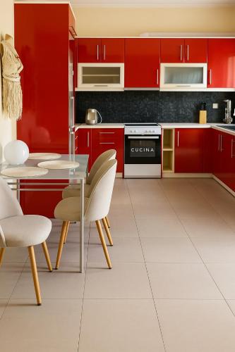 Korinthos Apartment | Beautiful and comfortable apartment by the sea
