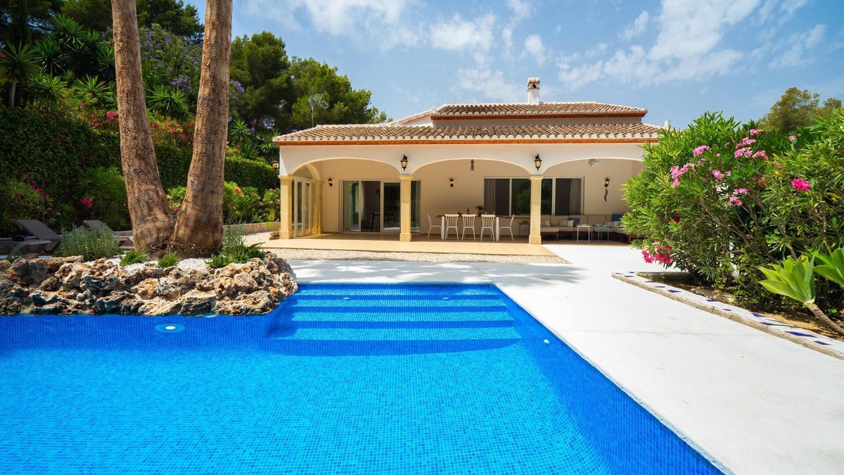 El Tosalet Villa | Beautiful and comfortable villa in Javea, Costa Blanca, Spain with private pool for 6 persons