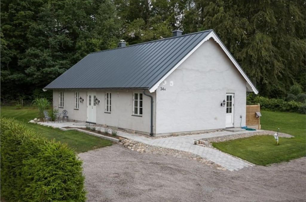 Olofstrom Villa | Beautiful and cosy house near the lake