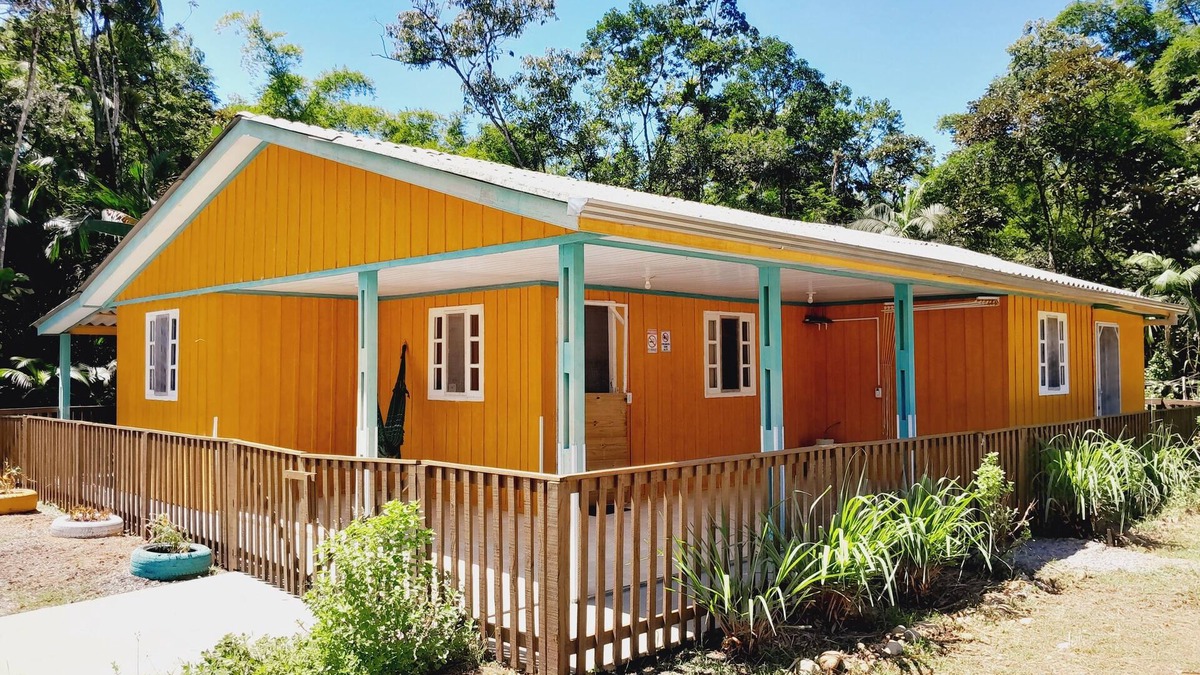 Morretes House | Beautiful and Cozy House Surrounded by Nature
