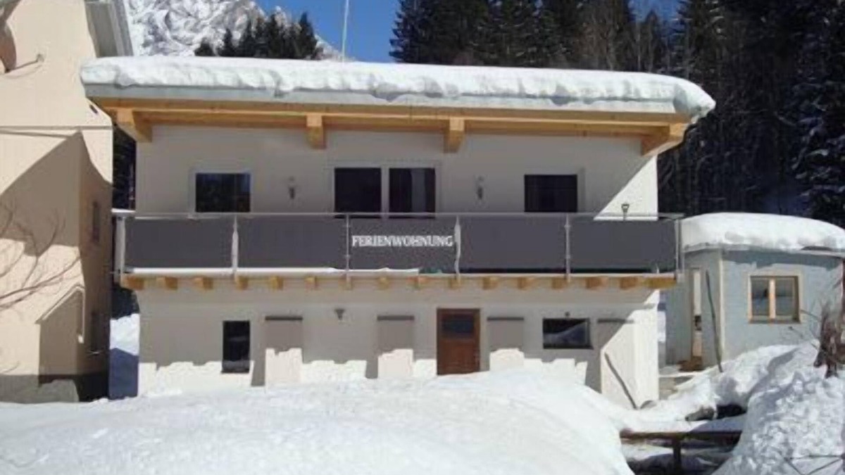 Kloesterle am Arlberg Apartment | Beautiful and cozy vacation apartment, right next to the Sonnenkopf downhill slope