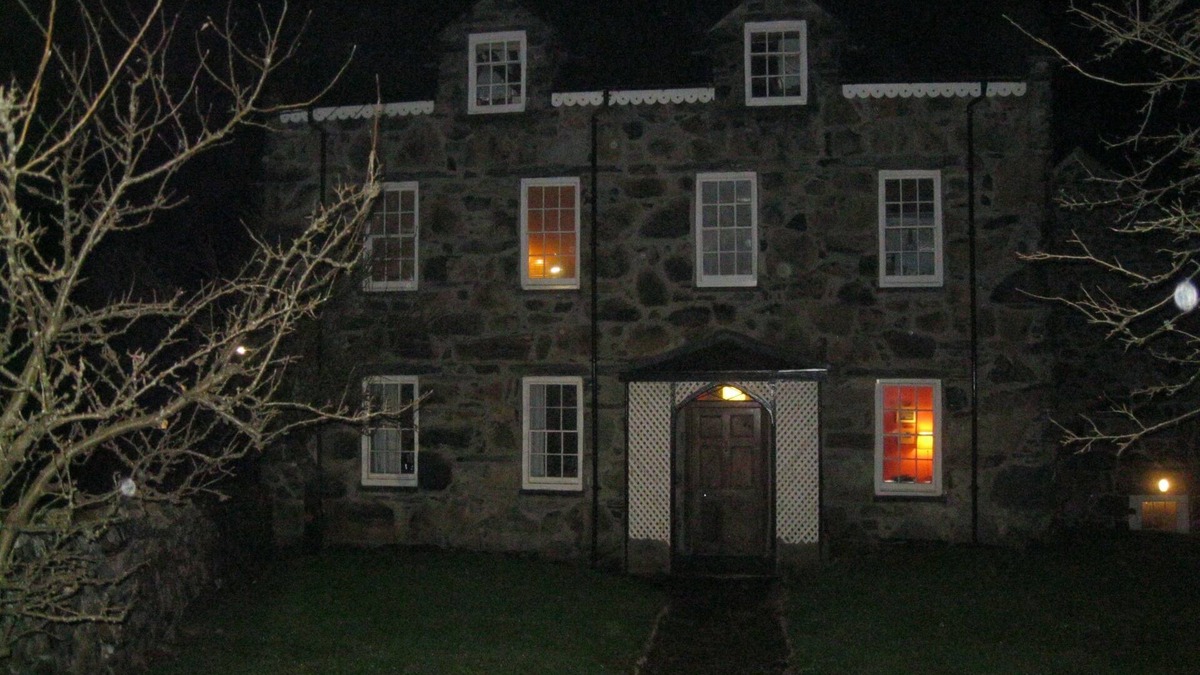 Dolgellau House | Beautiful and Historic Grade II* Town House in the Centre of Dolgellau