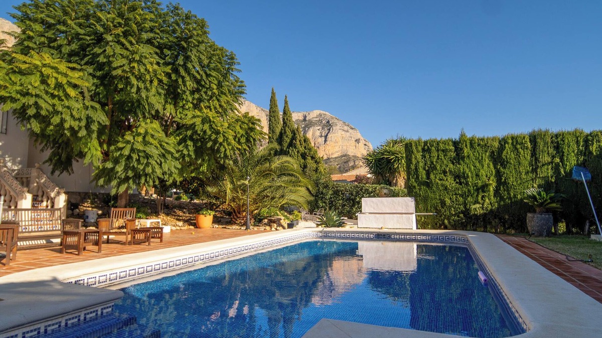 Jesus Pobre Bed & Breakfast | Beautiful and peaceful guesthouse.