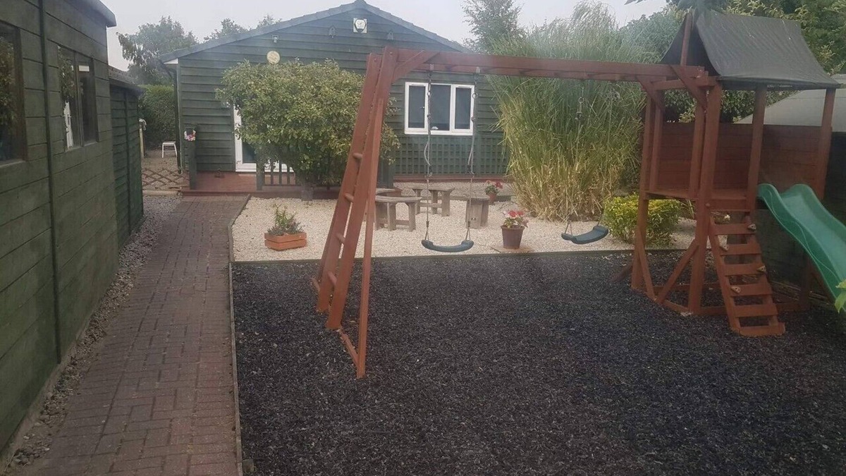Acomb Apartment | Beautiful and secluded ,detached garden apartment