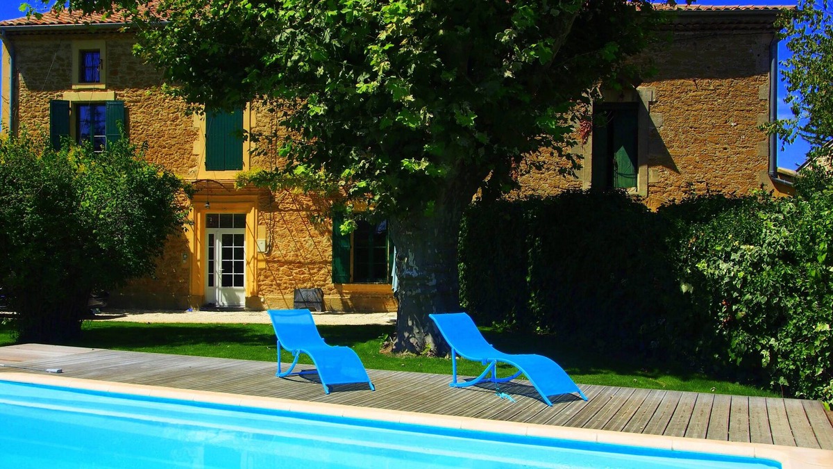 Pernes-les-Fontaines House | Beautiful and spacious renovated farmhouse with swimming pool - Wifi - Air conditioning - Table tennis