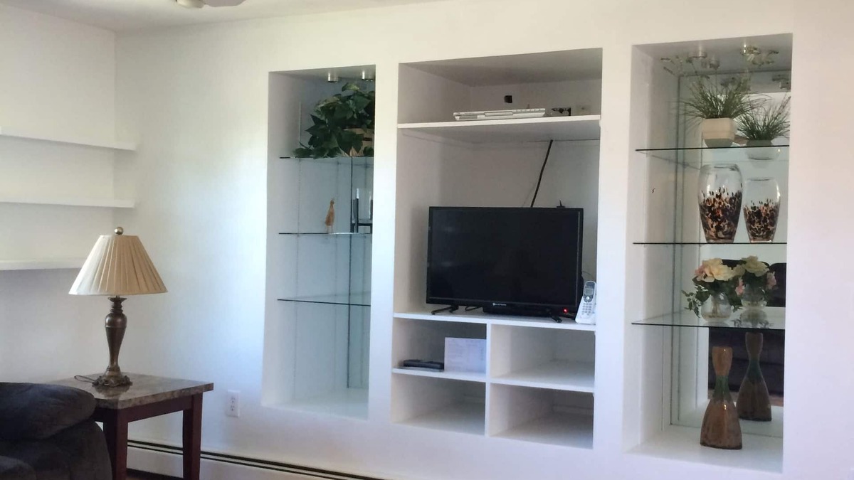 Eastward Look House | Beautiful and spacious home with a short walk to the beach!