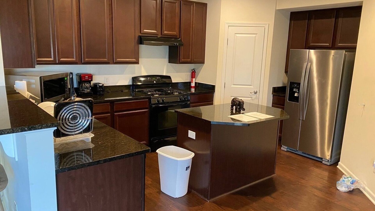 Greenwood House | Beautiful and spacious modern 3-bedroom house in Greenwood