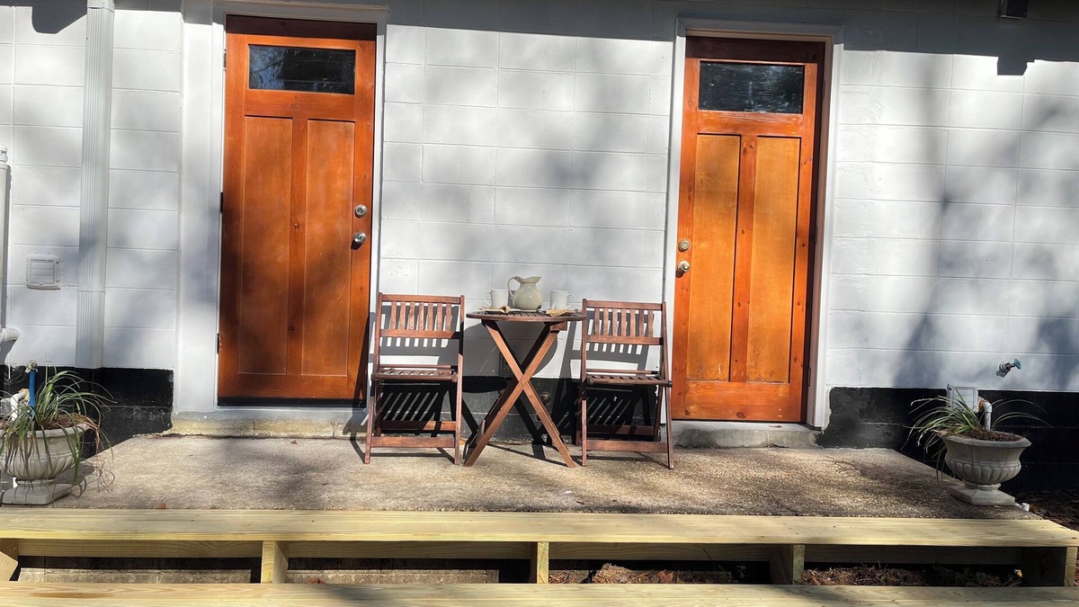 Griffin Heights House | Beautiful and Very Clean Remodel! Close to FSU, Down Town Area and Restaurants