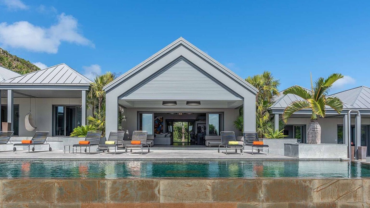 Camaruche Villa | Beautiful Angel Luxury villa