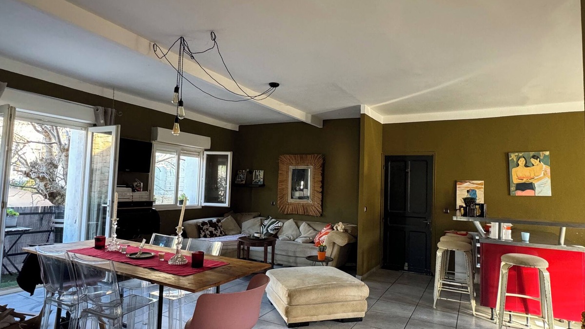 Monacia-d'Aullene Apartment | Beautiful apartment in large stone house in the heart of a Corsican village