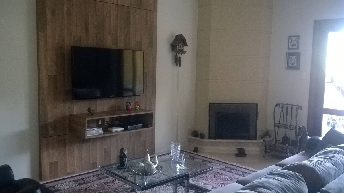 Campos do Jordao Apartment | BEAUTIFUL APARTMENT IN THE NOBLE CENTER OF CAPIVARI, 400 MTS FROM BADEN