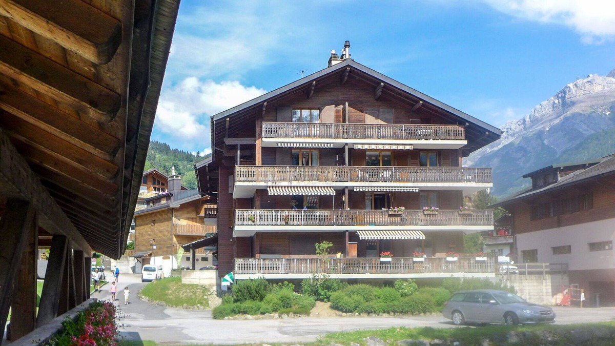 Ormont-Dessus Apartment | Beautiful apartment for 4 people with WIFI, TV, balcony and panoramic view