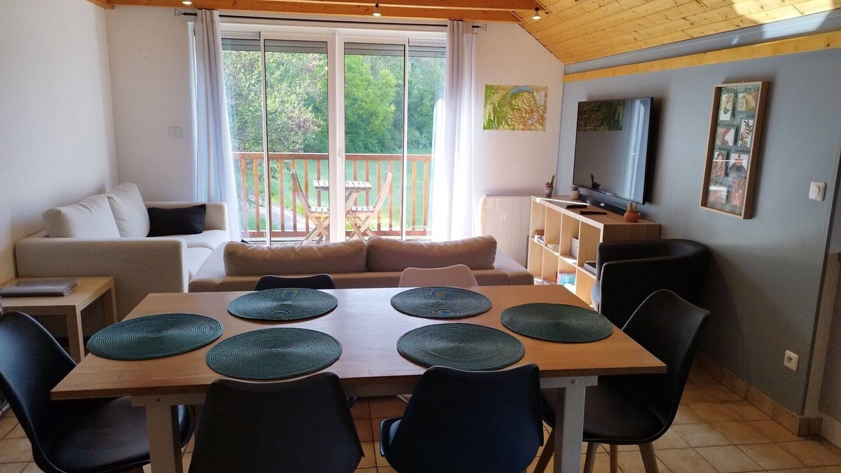 Alby-sur-Cheran Apartment | Beautiful apartment on the edge of the "Chéran" gorges