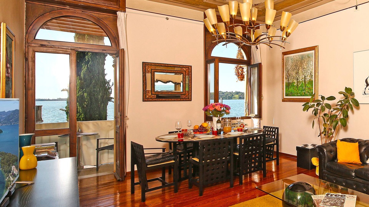 Gardone Riviera Apartment | Beautiful apartment with FRONT LAKE balconies for 8 people