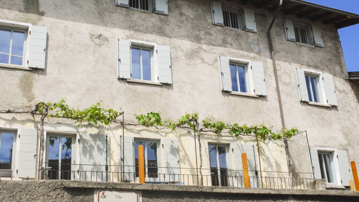 Tignale House | Beautiful apartment with furnished balcony and fantastic lake view with pool