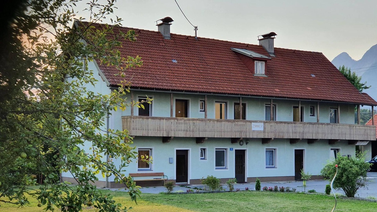 Arnoldstein Apartment | Beautiful Apartment in Arnoldstein with Garden