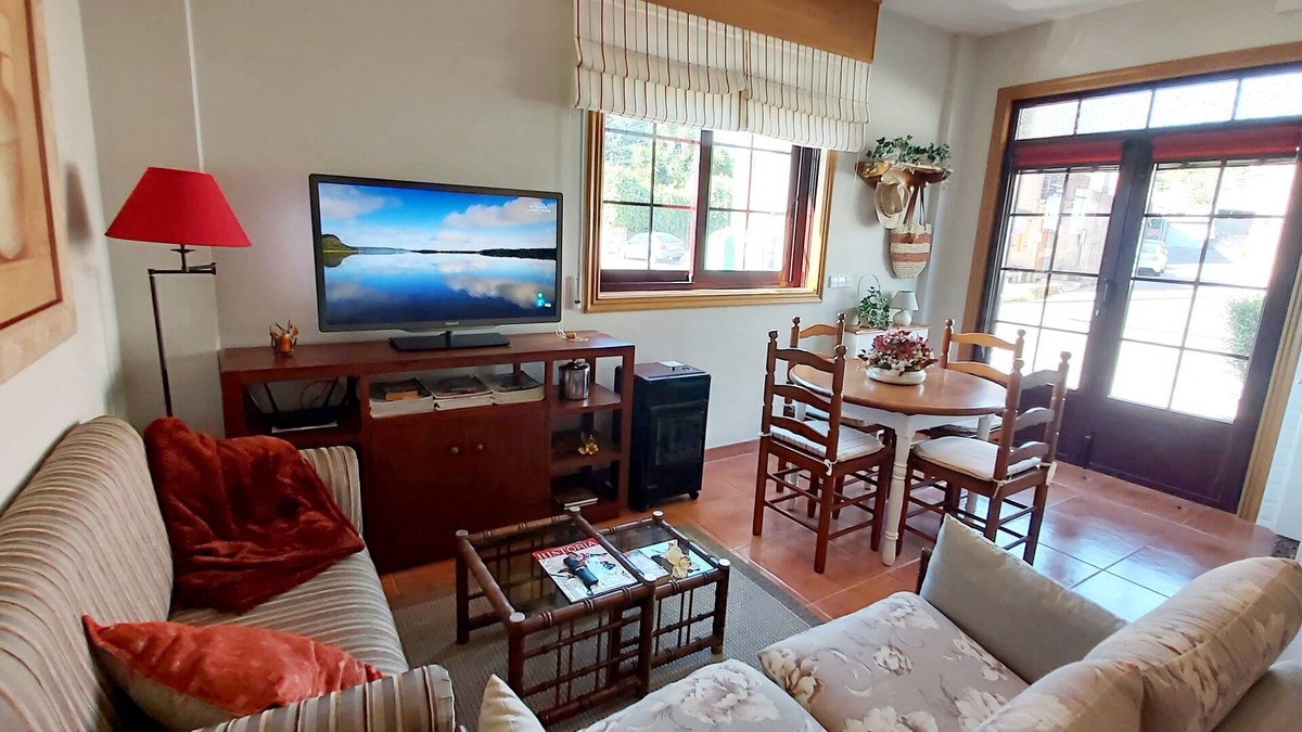 Moana Apartment | Beautiful apartment 5' drive from the beach and the mountains.