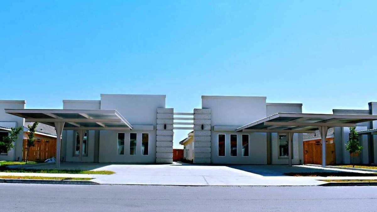 Weslaco Apartment | Beautiful apartment 9 min to Mercedes outlets