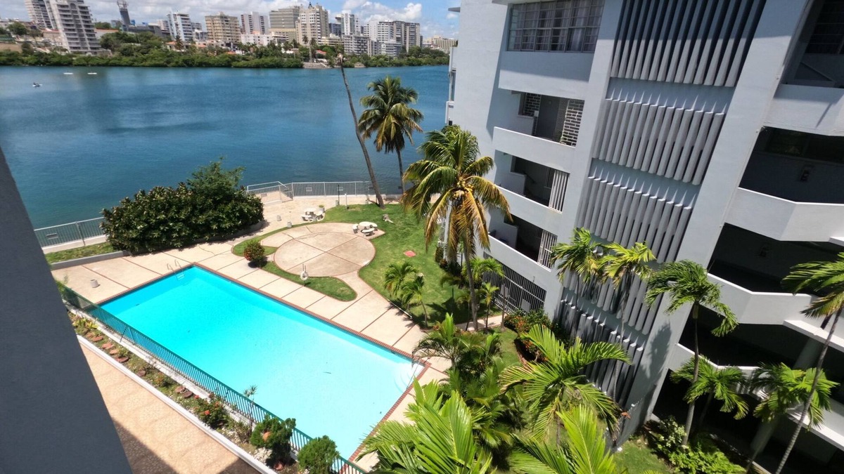Miramar Apartment | Beautiful apartment at the heart of Condado Beach San Juan with WiFi, AC