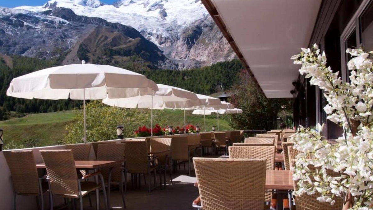 Saas-Fee Apartment | Beautiful apartment for 6 guests with WIFI, TV, balcony and pets allowed