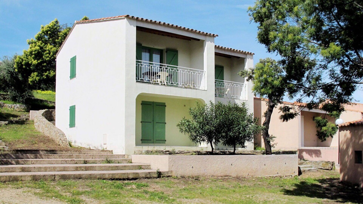 Aregno Apartment | Beautiful apartment for 2 guests with WIFI, TV and terrace