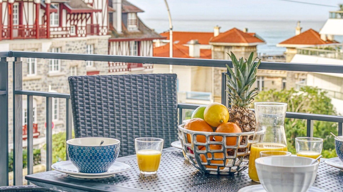 Behobie Apartment | Beautiful apartment for 4 people with WIFI, TV, terrace and pets allowed